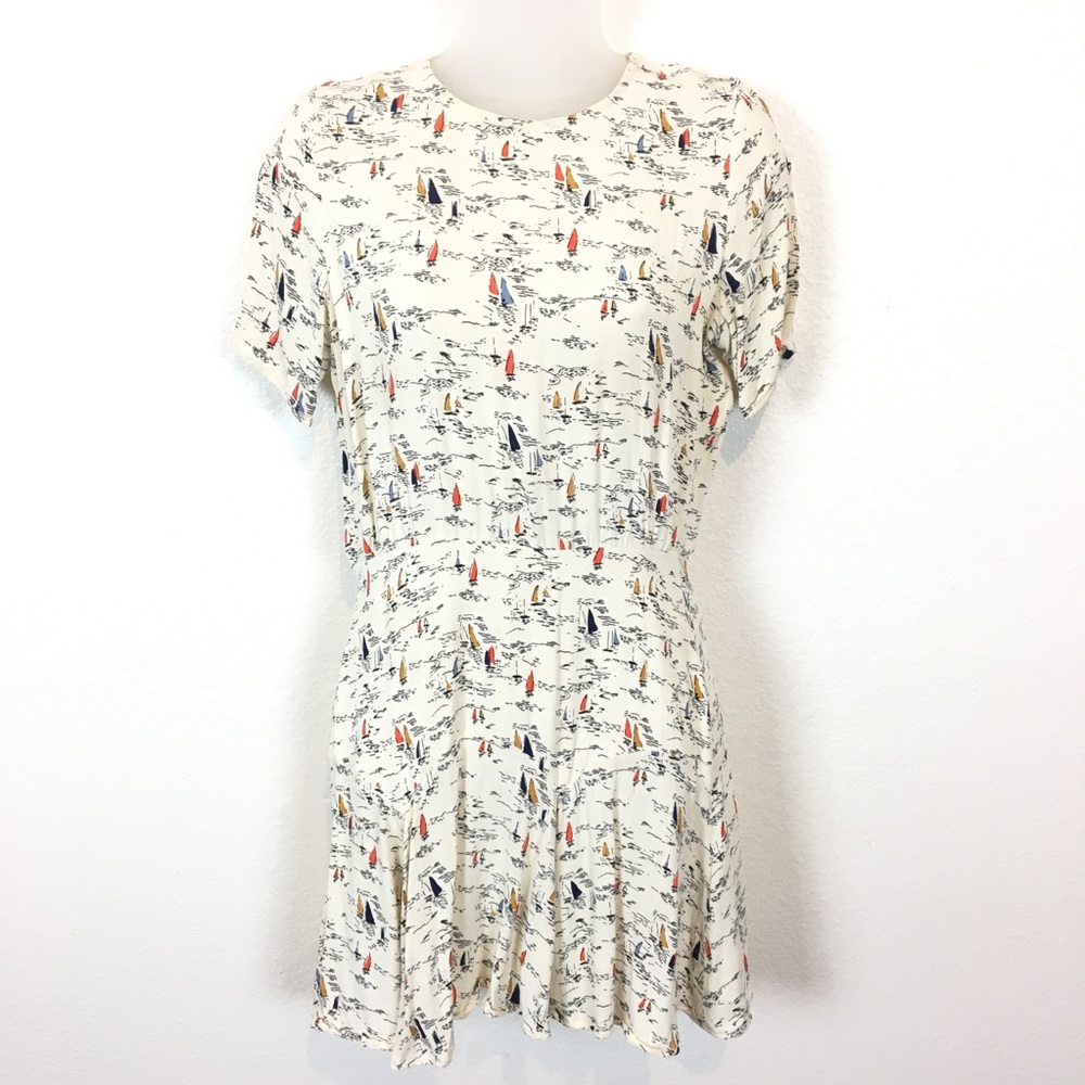 Sessun Beautiful Boat Dress in Cream Size Medium